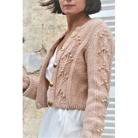 Kit de Tricô: Cardigan Feminino Exclusivo e Refinado em Lã Merino