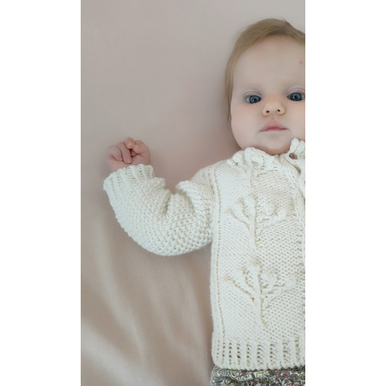 Kit "Estou tricotando um cardigan de bebê para ir ao baile" Kit "Estou tricotando um cardigan de bebê para ir ao baile"