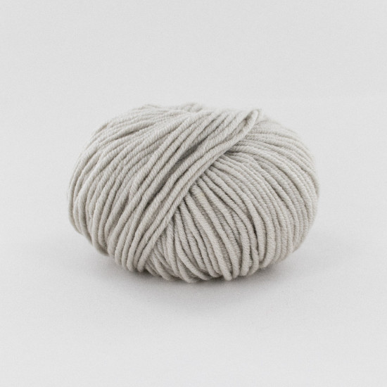 “Bola de lã merino: ideal para coletes, cobertores e tiaras