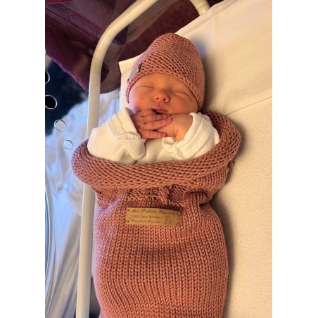 Gorro ajustável 0-6 meses: perfeito para bebês, lã merino macia