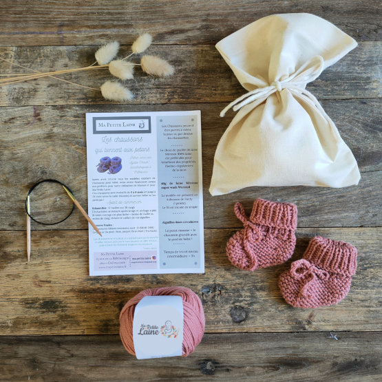 Kit de Tricô: Pantufas que Ficam nos Seus Pés