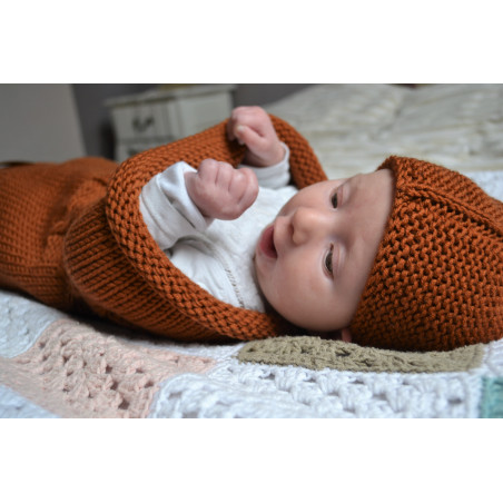 Gorro ajustável 0-6 meses: perfeito para bebês, lã merino macia