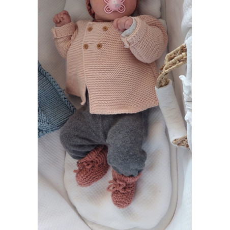 Kit de Tricô: Pantufas que Ficam nos Seus Pés