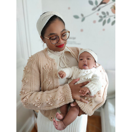 Kit de Tricô: Cardigan Feminino Exclusivo e Refinado em Lã Merino